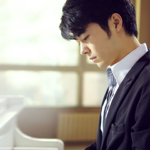 征服麻麻的婬肉泬
